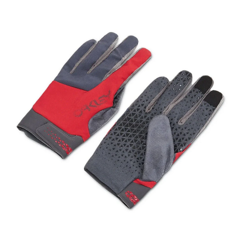 mbt glove oakley.png